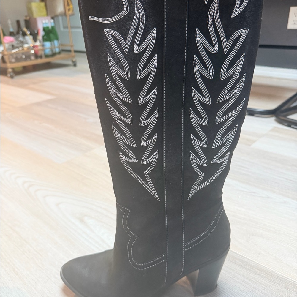 Black Cowboy Boots